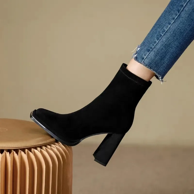 Luxury Women Boots Fashion Square Head Patent Leather Boots Side Zipper Ankle Boots for Women Suede Leather High Heel Boot Botas