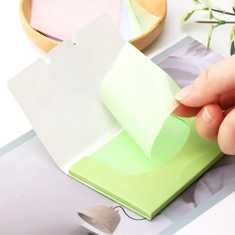/scatola Carta assorbente per olio per il viso Salviette per il viso opache protettive Detergente per il viso Controllo dell'olio Strumenti per la pulizia del viso che assorbono l'olio Nuovo