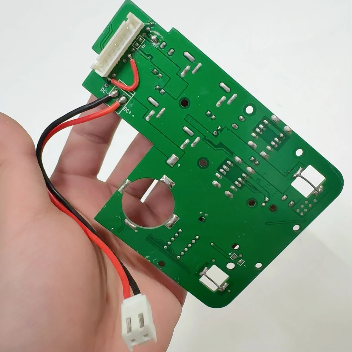 Outdoor Power Supply Fast Charging Panel with Digital Display +LED Lighting Stm8s003 MCU Diy Use