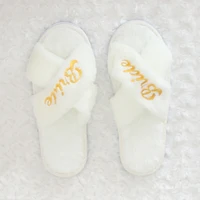 1Pair Wedding Bride To Be Bridesmaid Slippers Women's Plush Toe Slipper White Shaggy Shoes for Bridal Party Favors Supply 5