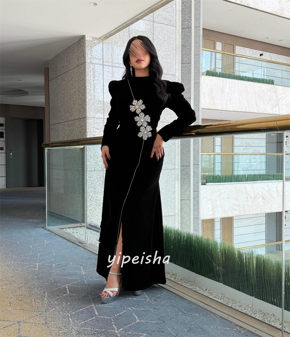 ชุดเดรสยาวทรงเมอร์เมดคอสูงประดับคริสตัลหรูหราแบบสั่งตัดสำหรับโอกาสพิเศษ สไตล์โมเดิร์นเข้าชุด