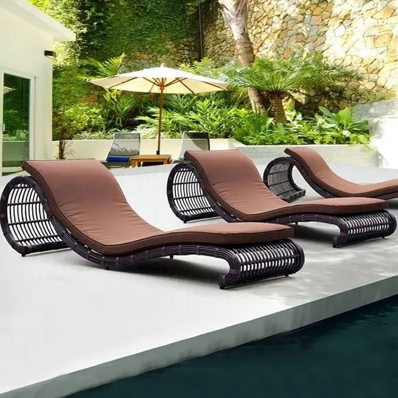 Hot Salesun lounger chaise  outdoor sunbed rattan chairs daybed beach sun loungers