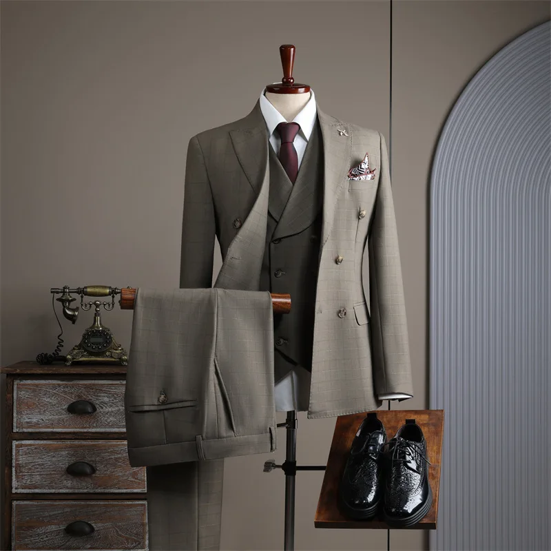 

Man Suit Set Turn Down Collar Blazer Double-breasted Waistcoat Men Straight-leg Pant Male British Style Plaid 3-piece Outfit