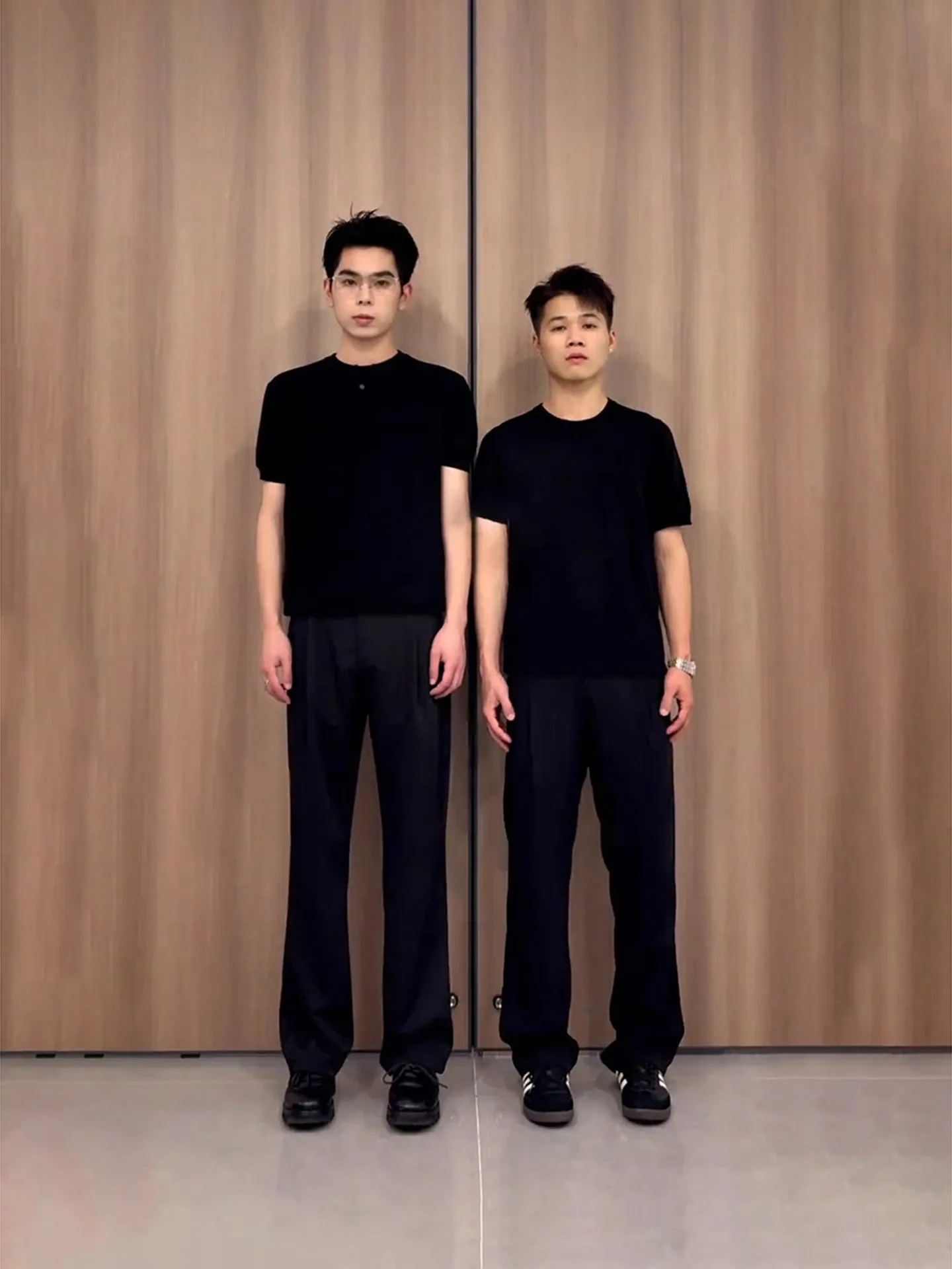 بنطلون رجالي مستقيم الساق من الحرير الأسود الجليدي صيفي رقيق ونحيف طويل واسع من القطن والبوليستر