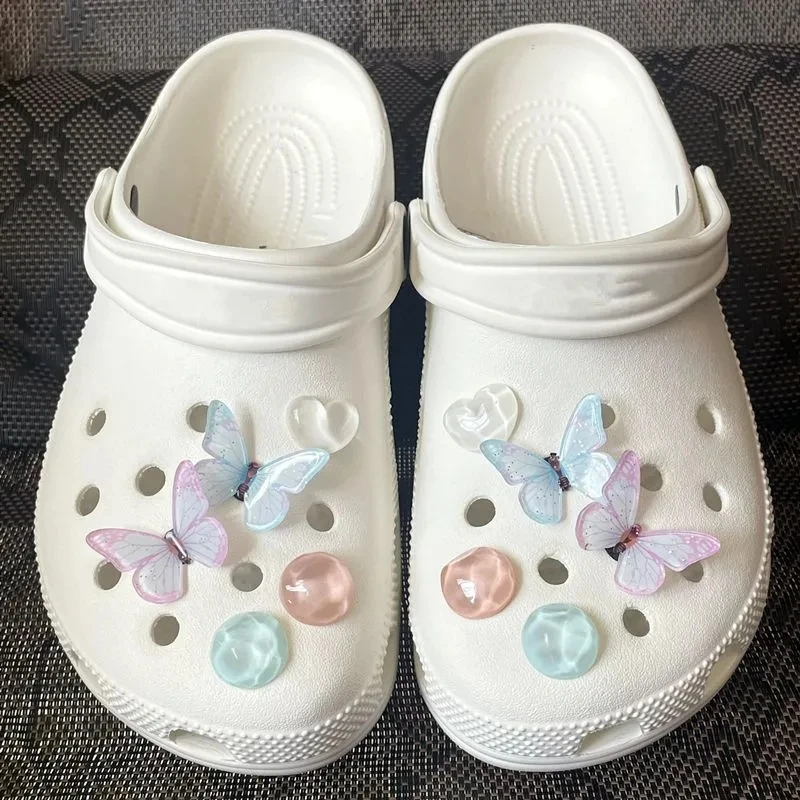 

High Quality Cartoon Butterfly Charms for Crocs Vintage Rhinestone shoe Decoration shoe Accessories for Girls Gift 2024