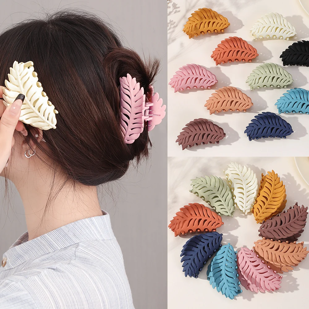 

Leaf-Shaped Hair Clip for Women, Monochromatic Clip, Elegant Hair Clip, Suitable for All Hair Styles, Anti-Slip Hair Claw