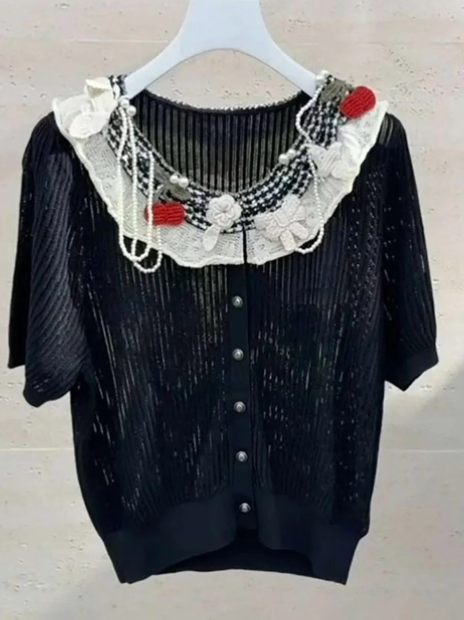 High-End European Style Sweet  Cherry Flower Short Sleeve Knitted Open Cardigan Hand Crocheted Color Block Design Women'...