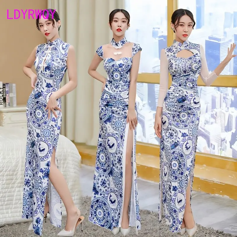 

Blue-and-white porcelain improved cheongsam young low-cut high-split sexy dress 2023 new semi-high collar