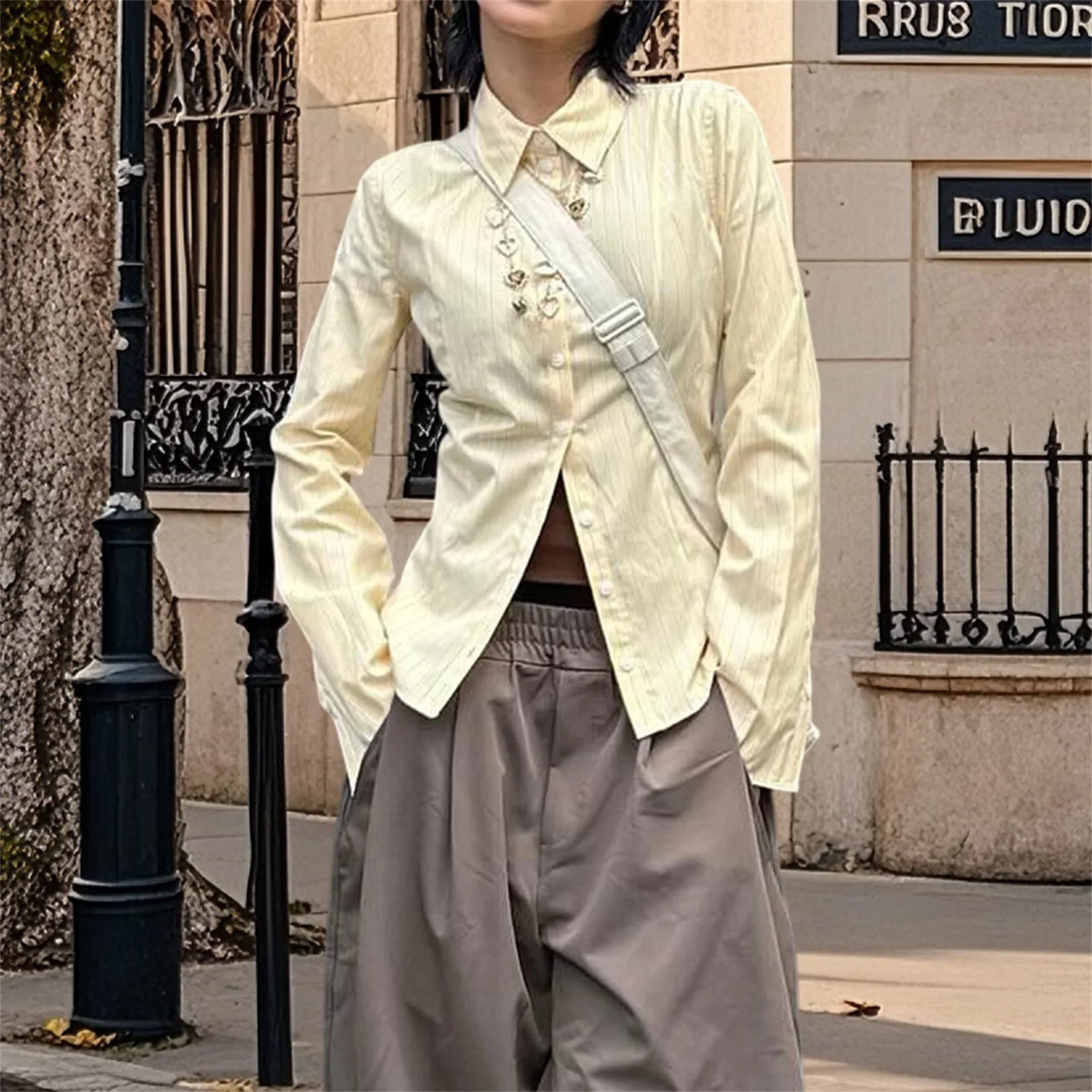 

Vintage Women’s Button Down Shirts Long Sleeve Stripes Print/Solid Color Slim Fit Tops Work Blouse