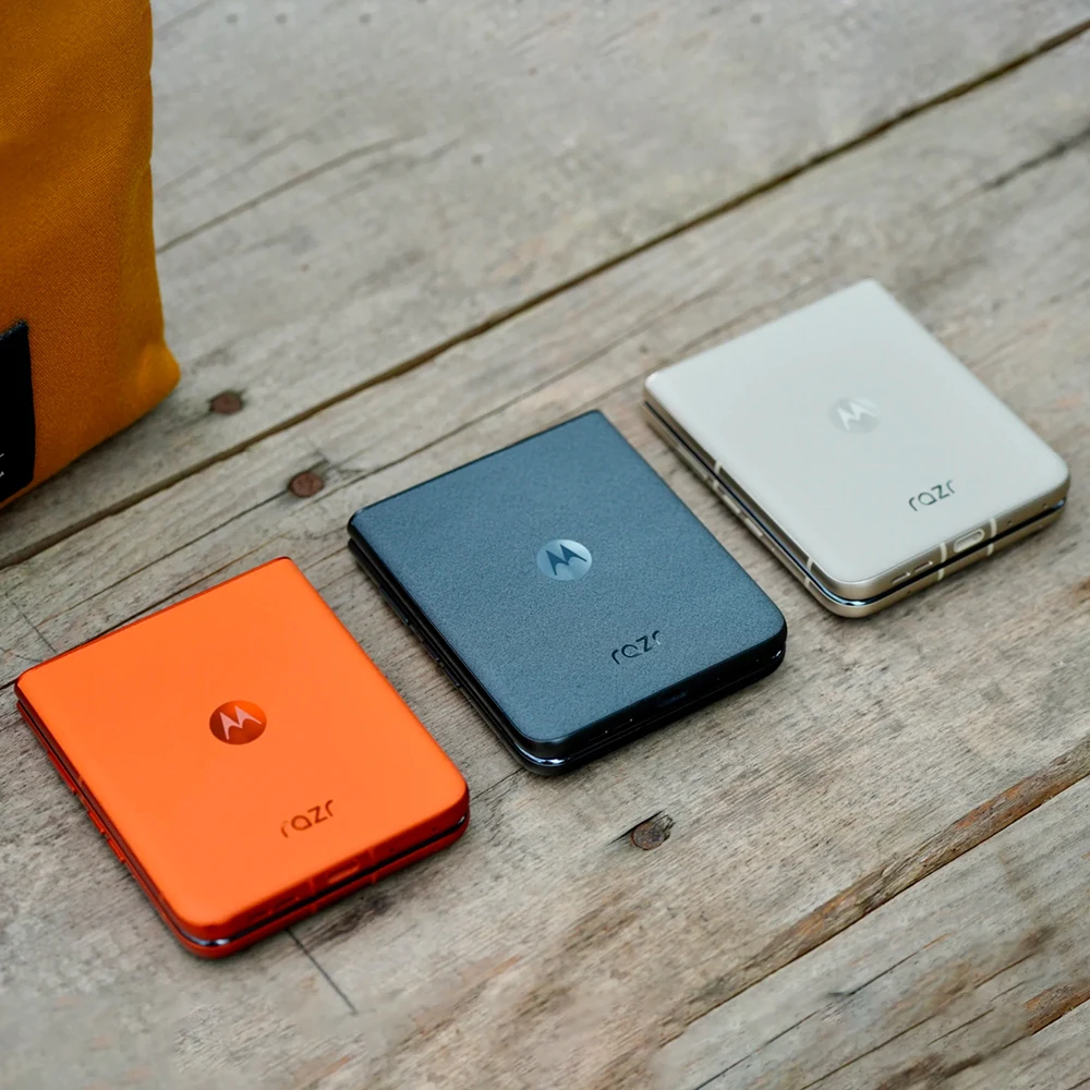 Global Dean-Téléphone portable Motorola Moto Razr 50, écran principal plié, 6.9 "FHD + POLED, écran secondaire, 3.6", MTK Dimrespond7300X, 50MP