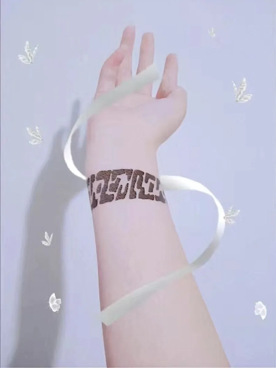 2 pagine Tian Guan Ci Fu Xie Lian Hua Cheng Cosplay Tattoo Heaven Benedizione ufficiale Mo Dao Zu Shi Anime Adesivi Personaggio Puntelli