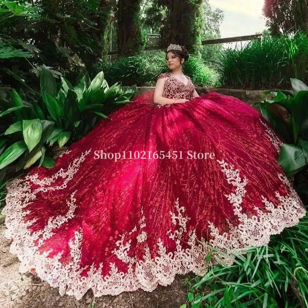 Burgundy Quinceanera Dresses Sequined Crystal Gold Appliques Lace-up Corset Prom Sweet 15 Dresses Sweep Train Customized