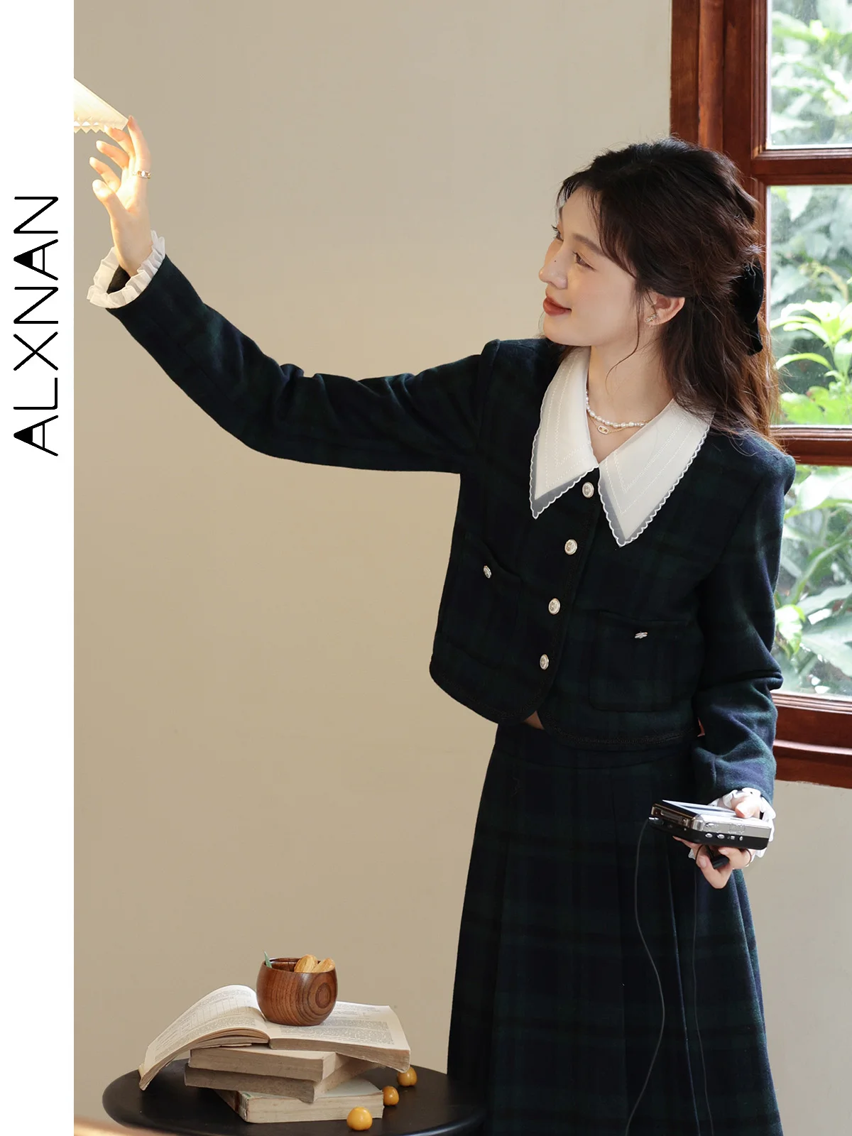 ALXNAN женская короткая куртка с лацканами и металлическими пуговицами, офисные женские куртки, осень 2022, элегантные пальто с длинными рукавами, женские LXN32066