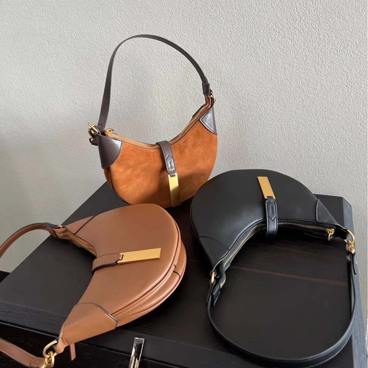 

New Fashion Ladies Armpit Bag Ins Women's Handbag Niche Design High Quality Half Moon PU Shoulder Bag