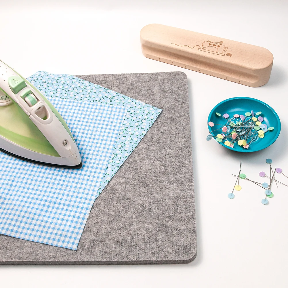 Wool Ironing Mat For Retains Heat Thick Heat Resistant Ironing Pad For Home Use