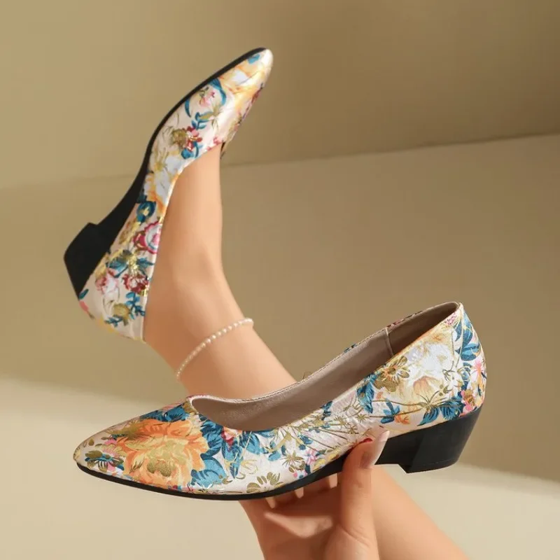 Frühling Herbst Print-Design Spitze Damen Halbhohe Schuhe 2026 Mode Einfacher Stil Outdoor Freizeitschuhe für Frauen – Detail 9