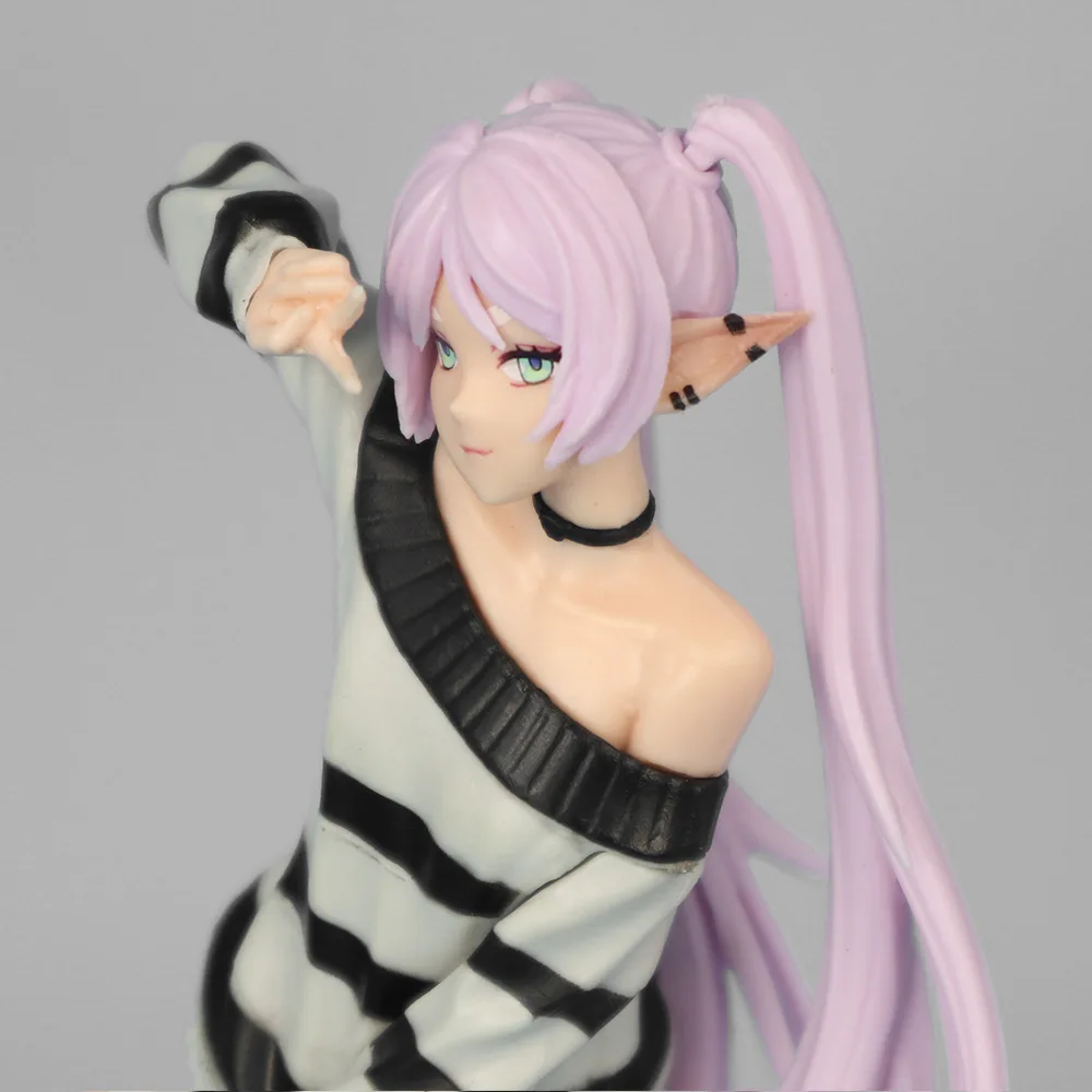 

18.5cm Anime Collectible Figure - Frieren Beyond Journey'S End Casual Striped Outfit Victory Pose Pvc Model Statue Desktop Gift