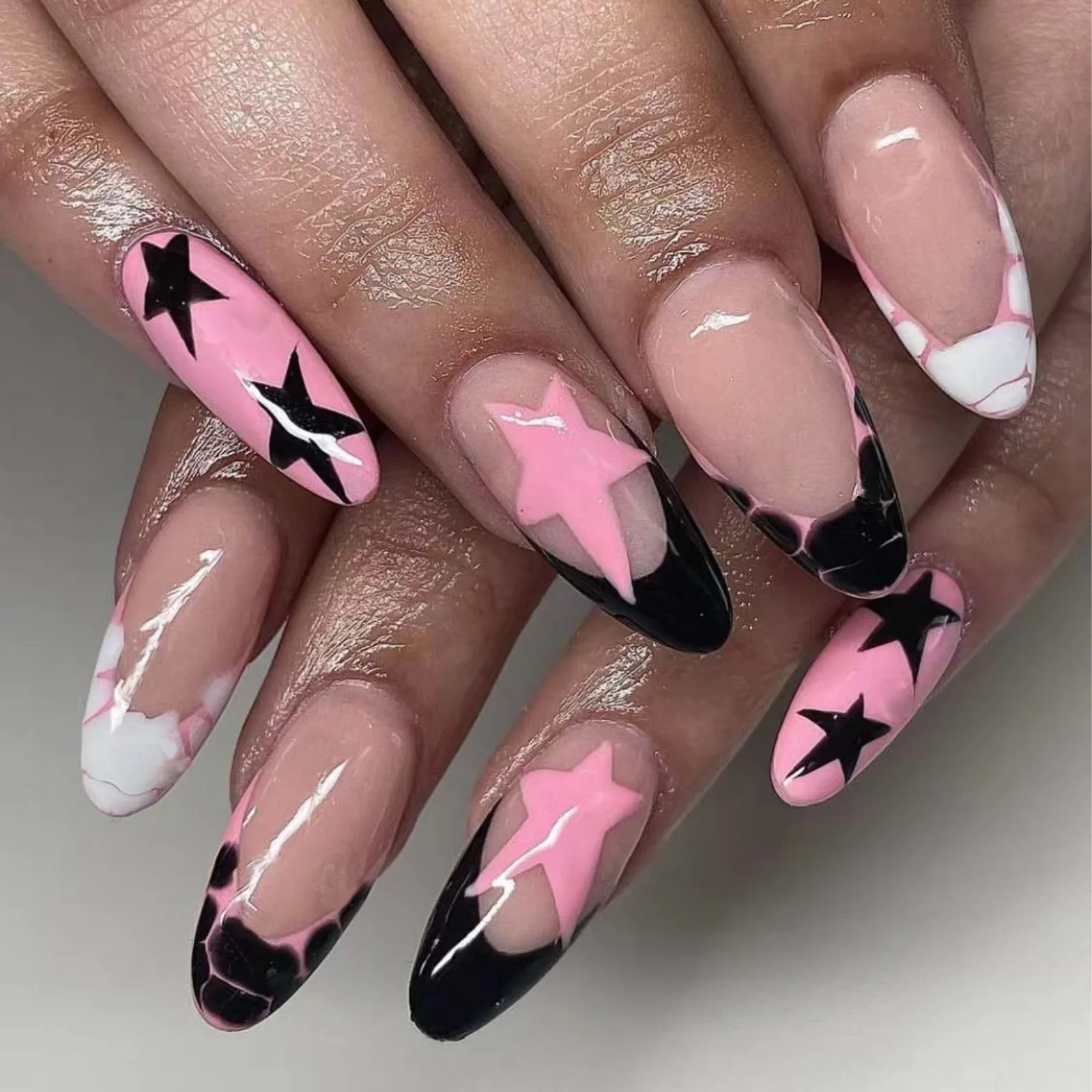 

24PCS Y2k Black French Press on Nails with Glue Pink Star Simple Pattern Oval Fake Nails Spice Girls Wearable Almond False Nails
