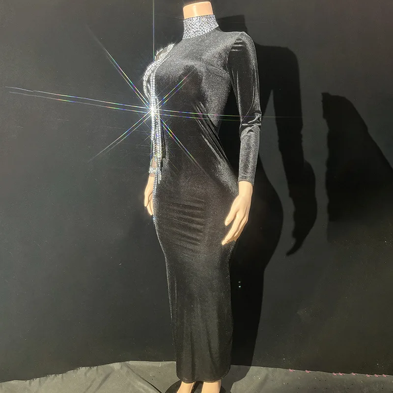 การออกแบบที่สําคัญต่ําสถานที่ทํางานบริษัทเหตุการณ์การประชุมประจําปี ปาร์ตี้ ชุดราตรี โฮสต์ปรมาจารย์แห่งพิธี บาร์ ไนท์คลับ วงดนตรี ร้องเพลง