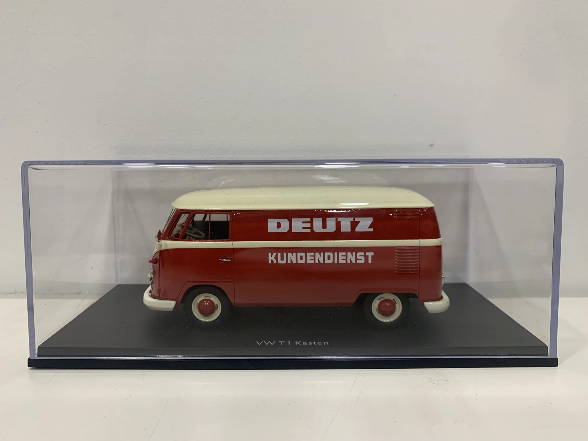 

Массовые товары Come in Color Boxes Литой под давлением Schuco масштаб 1/32 VW T1 Смола Модель автомобиля Коллекционная игрушка Подарок Сувенир Дисплей Орнамент