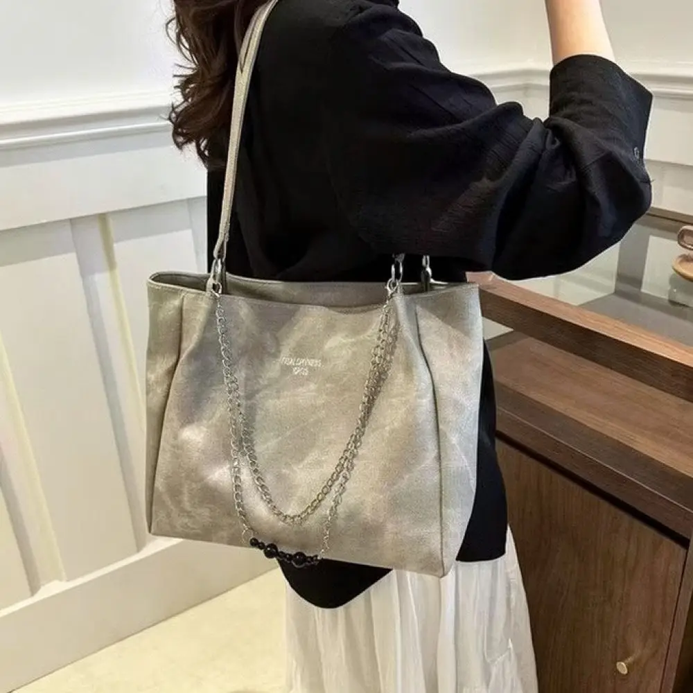 Fashion Large Capacity Tote Bag Women Shoulder Handbag PU Leather Casual Commuter Satchel With Chain Decor Spring New