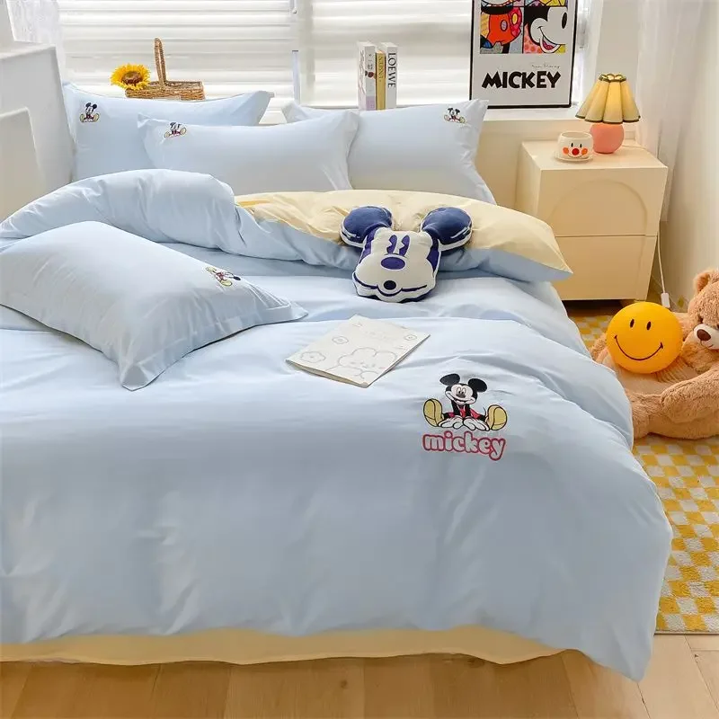 Mickey Donald Duck Minnie Daisy Winnie the Pooh Disney series cute cartoon embroidered bed sheet and quilt cover four-piece set