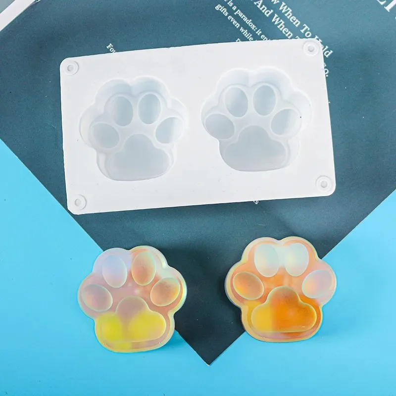 2Holes Cat Paw Candle Silicone Mold for DIY Cute Aromatherapy Candle Soap Making Mould Cute keychain Resin Molds Home Decoration