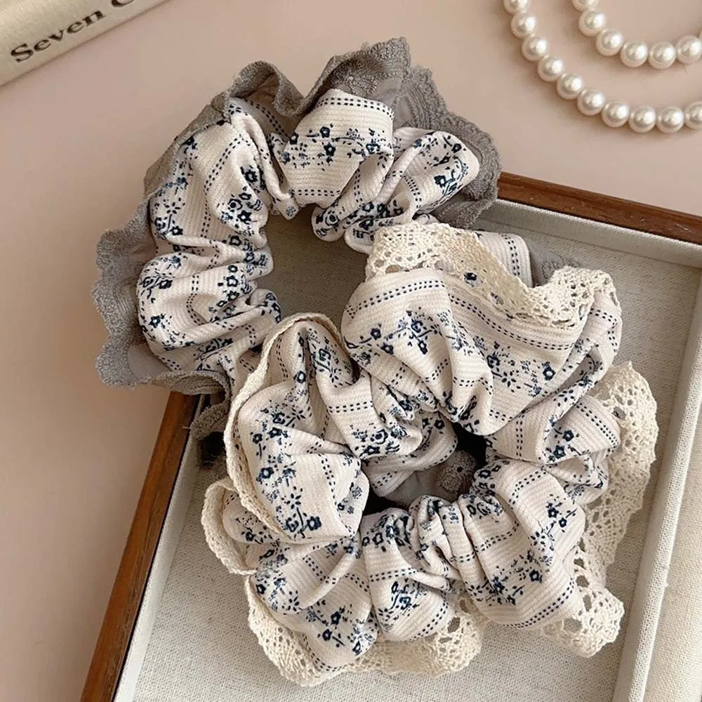 

Girls' hair, Small Blue flowers, Fresh Lace edge, Large Intestine Hair ring, Girlish New style, ponytail, Hair Rope Accessories