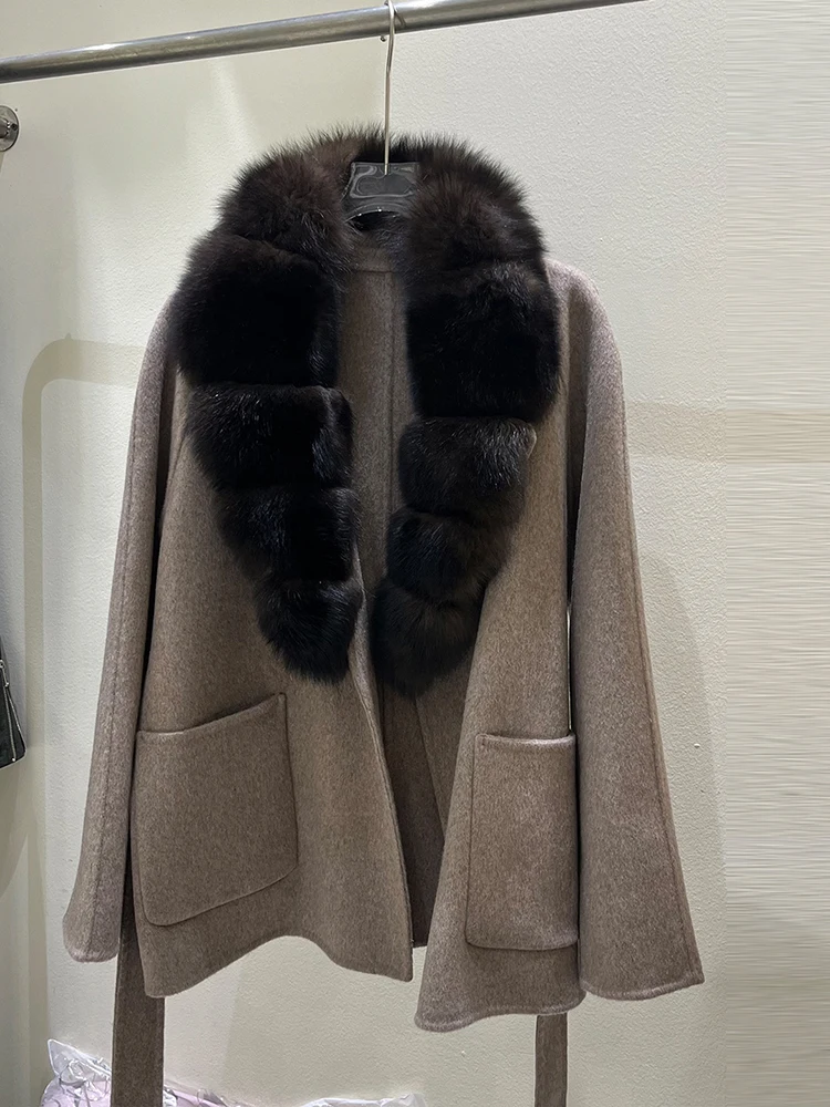 Natural fox fur collar wool coat, 2026 autumn/winter new style elegant and fashionable belted slim-fit women's wool coat.