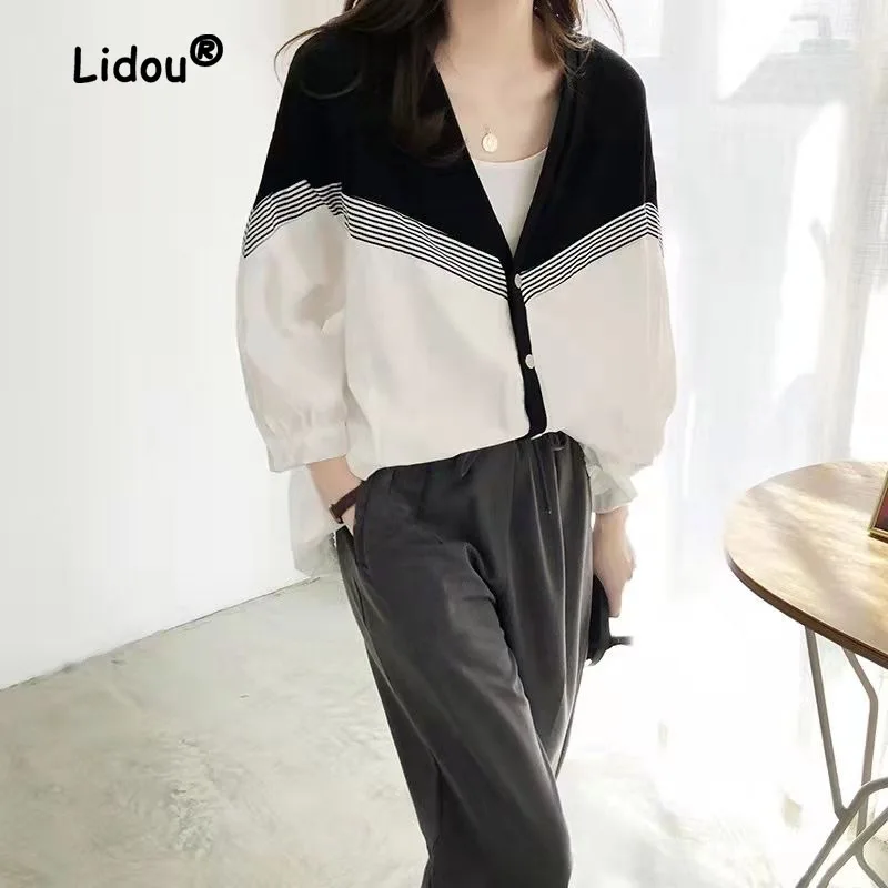 Fashion Patchwork Striped Blouse Women New Classic Contrast Color V-neck 3/4 Sleeve Korean Casual Single-breasted Lady Shirt