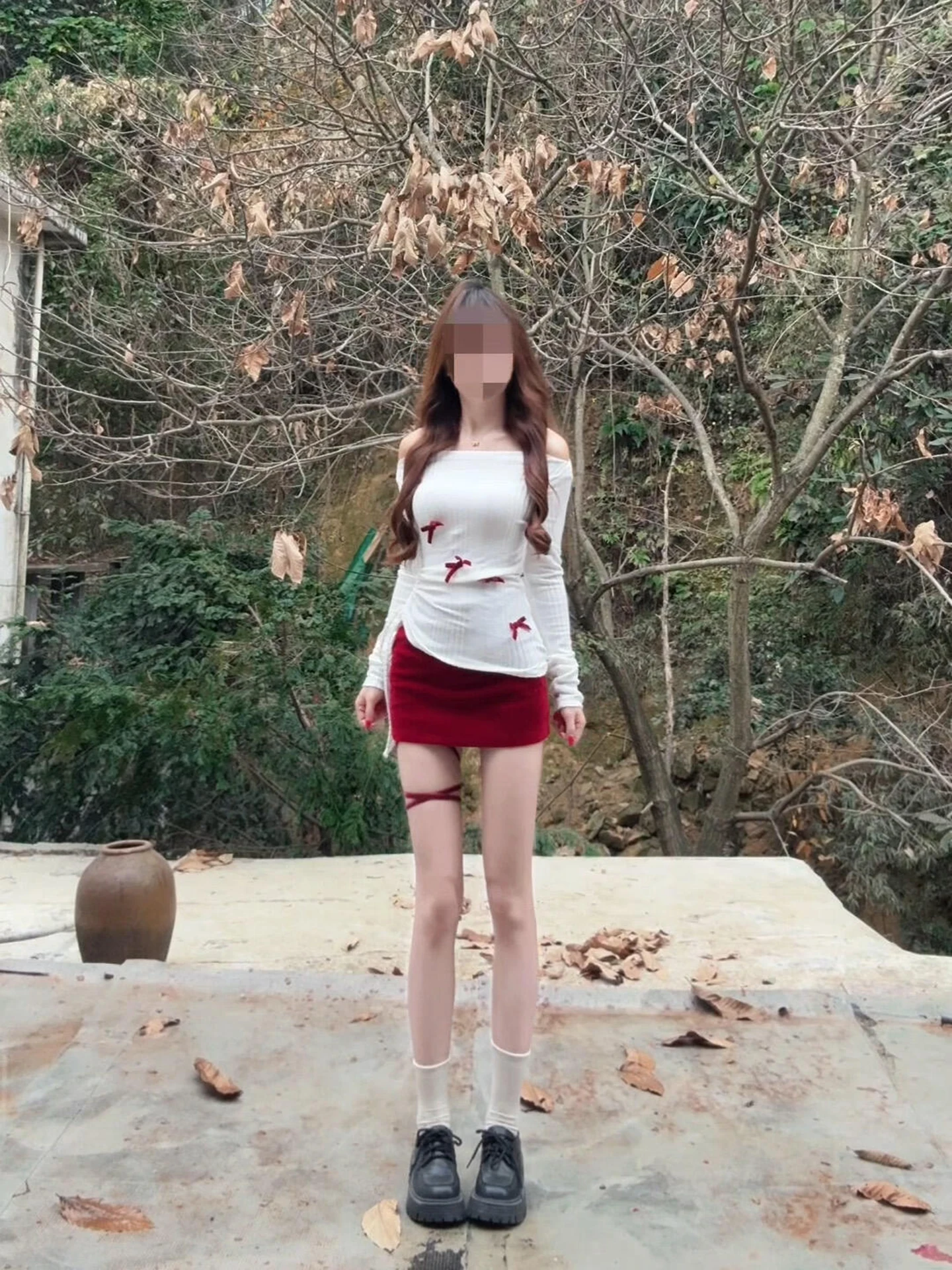 달콤하고 매콤한 스타일의 화이트 탑과 레드 스커트 투피스 세트 여성용 겨울 패션 하이웨이스트...