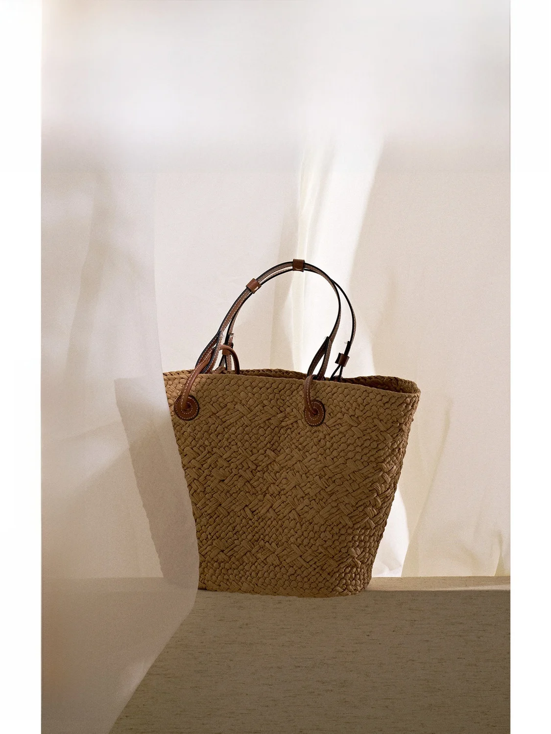 

Large Capacity Woven Beach Tote Bag Women's Double Strap Summer New Style Vacation Feel ZHIZHI Pomegranate Leaf Pattern