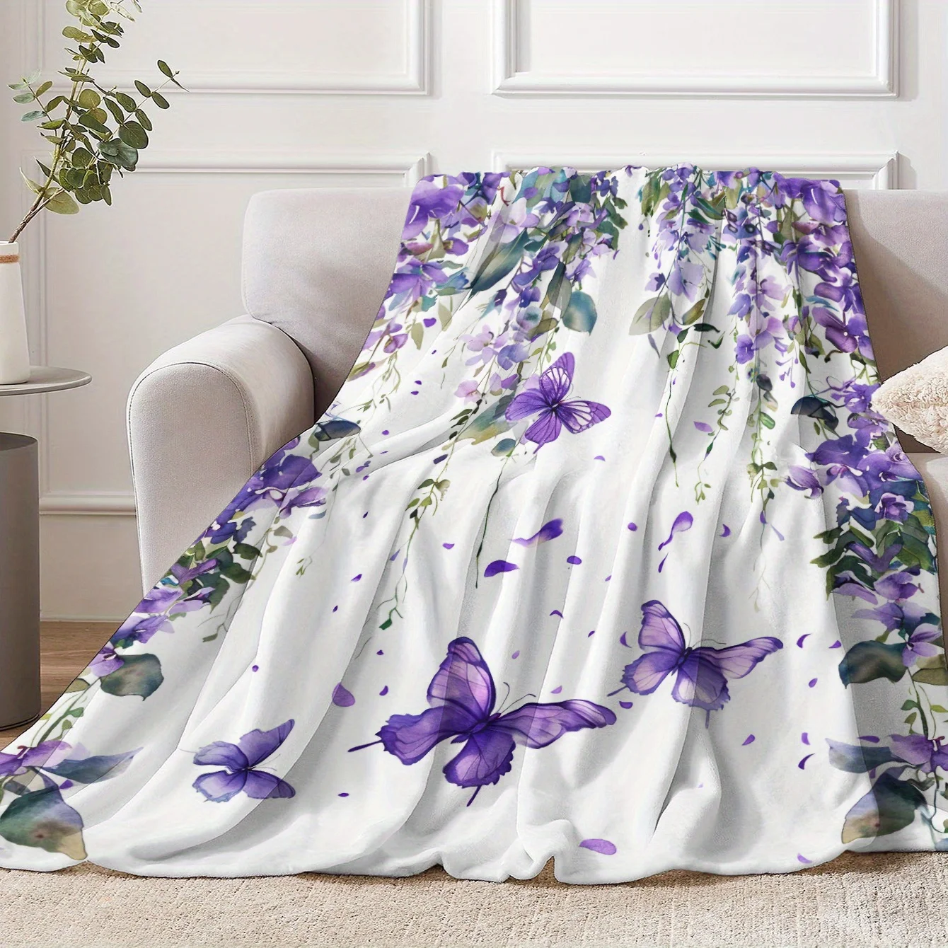 Überwurfdecke mit VIKAMA-Schmetterlingselement und Glyzinienmuster, weich und warm für alle Jahreszeiten, geeignet für Schlafsofas und Heimdekoration