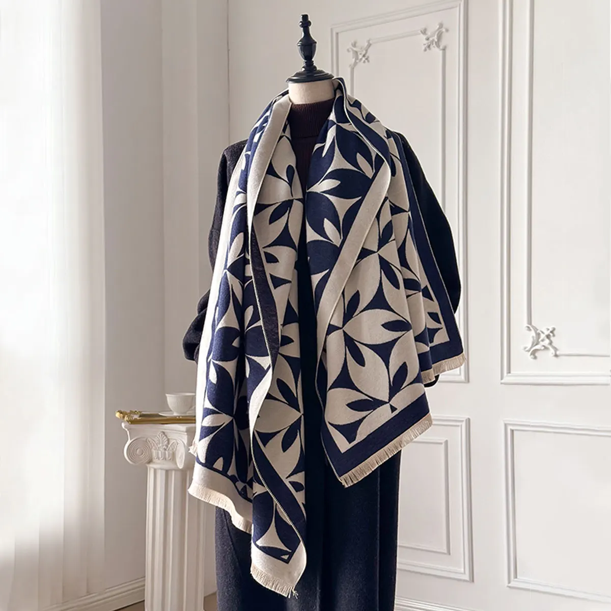 

2025 Winter Warm Luxury Cashmere Pashmina Scarf For Women Thick Shawl Wrap Neckerchief Fashion Bufanda Echarpe Poncho Blanket