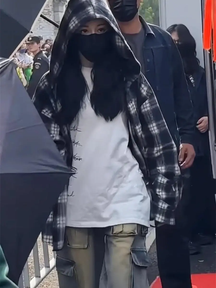 

Женская повседневная рубашка Smoid Spring 2025 в клетку с капюшоном, на флисовой подкладке, свободного кроя, с защитой от УФ-излучения, с длинным рукавом