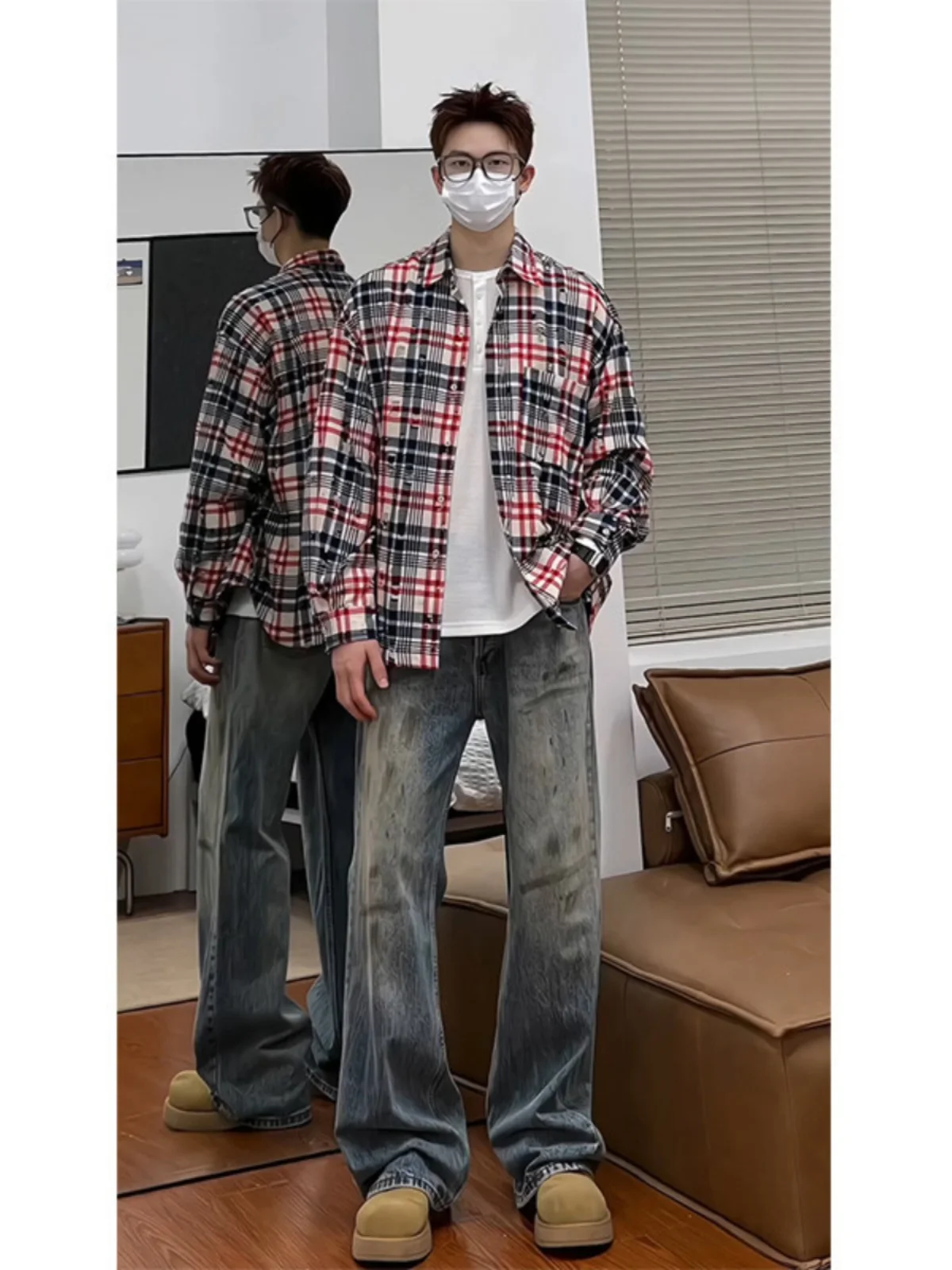 

Early Autumn Korean Sle Plaid irt Men's High-End Sensation Street Faion Small Long Sve irt Jaet