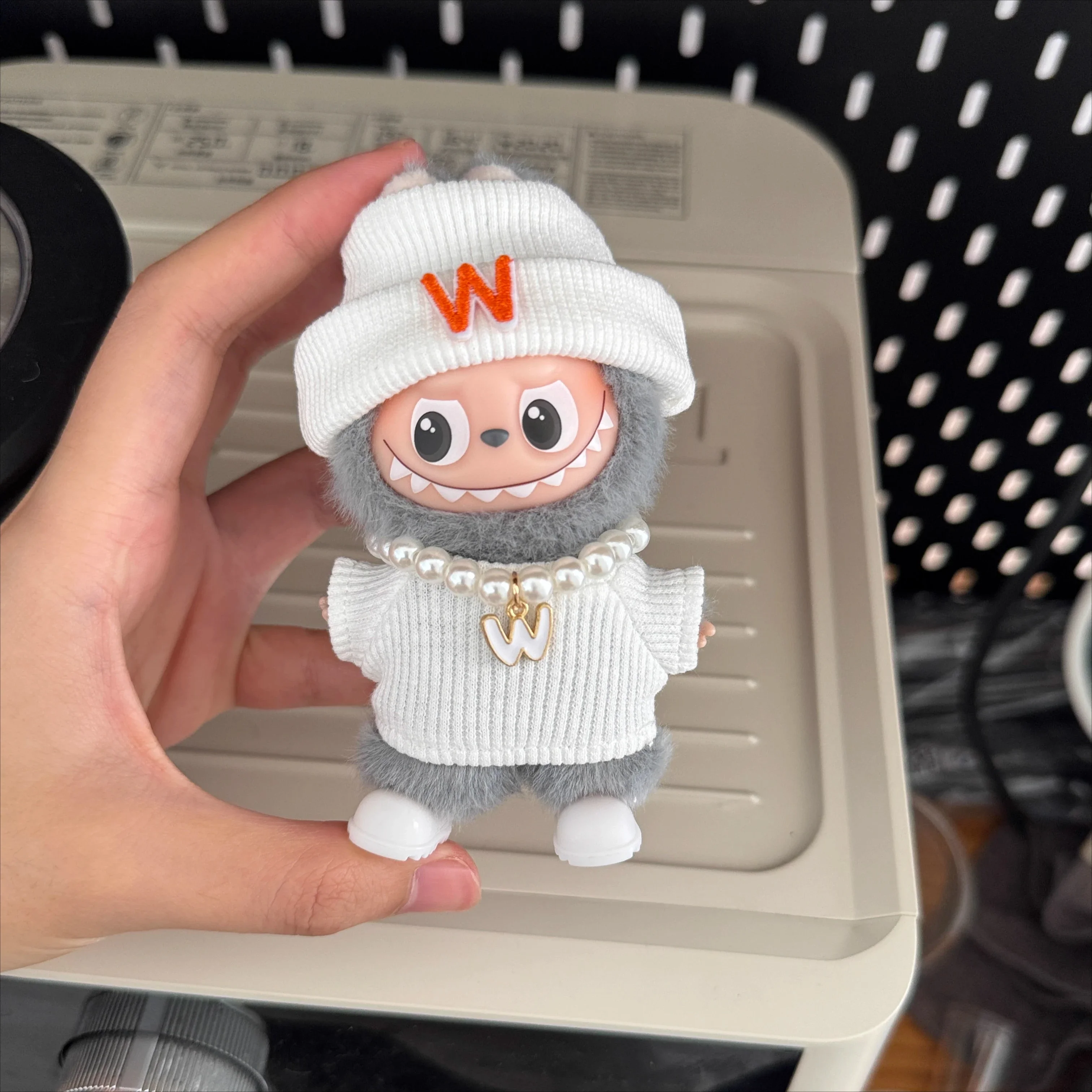 Voor Labubu Pin voor Liefde 4 stks Breien brief kleding met hoed Parelsnoer schoenen set Voor Labubu 4.0 pop Kleding accessoires