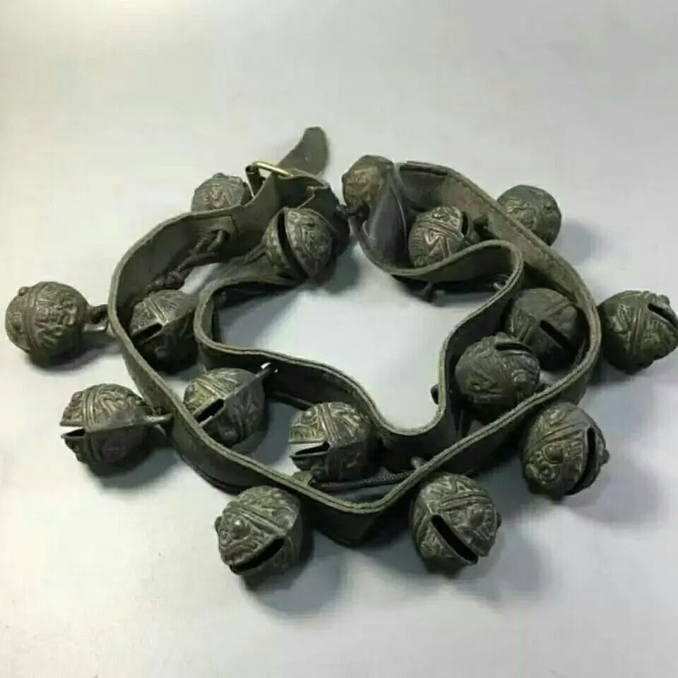 

Rare Ancient Tiger Heads Animals Face Bells for Home Office Car Decorations Lucky Feng Shui Ornament Collectors Gifts