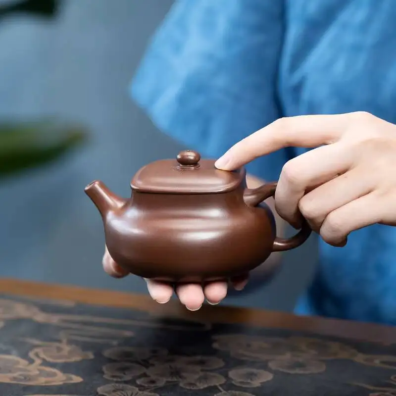Changtaoyixing Famous Artist Tao Jianquan's Fully Handmade High-End Purple Clay Teapot With A Clear Bottom, Square And Round