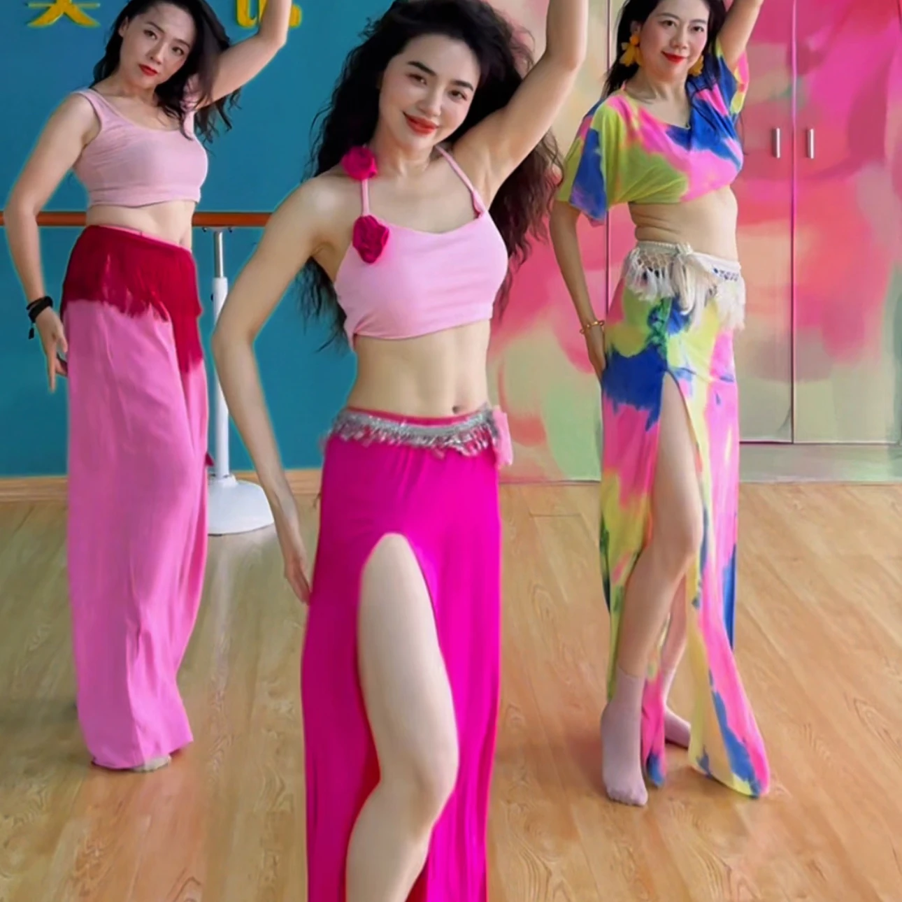 

Belly Dance Practice Clothing Women's Flowers Sleeveless Top+Sexy Split Skirt Set Adult Oriental Dance Performance Costumes