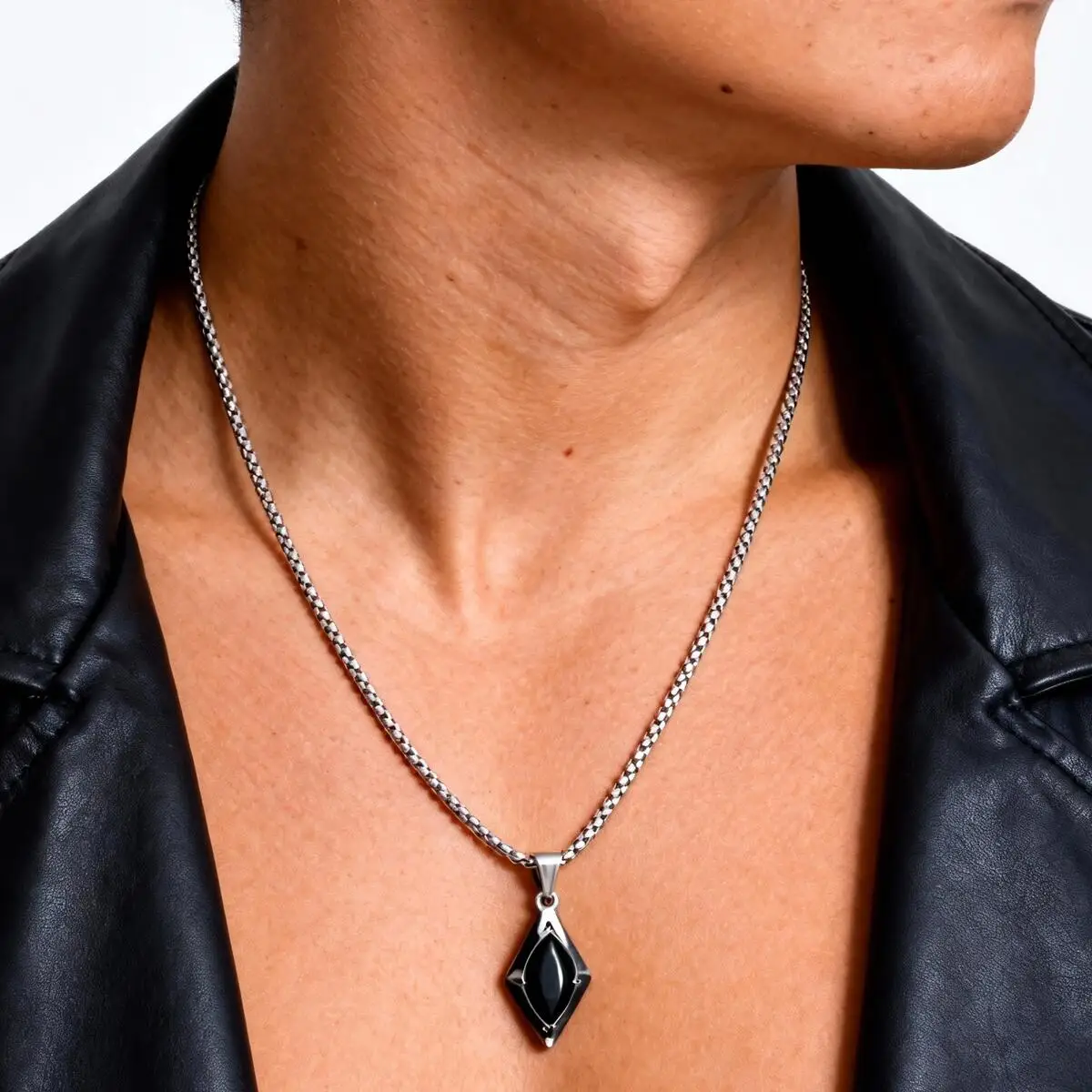 Trendige Geometrie-Halskette für Männer, hochwertige Edelstahl-Naturstein-Anhänger-Halskette, Geburtstagsgeschenk für Ehemann, Vater, ihn – Detail 6