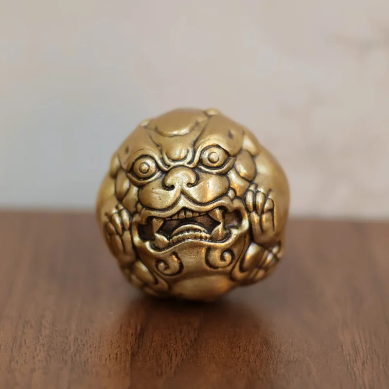 

Brass Pixiu Vintage Desktop Decoration Old Item Antique Plaything Wealth Rolling Handheld Ornament