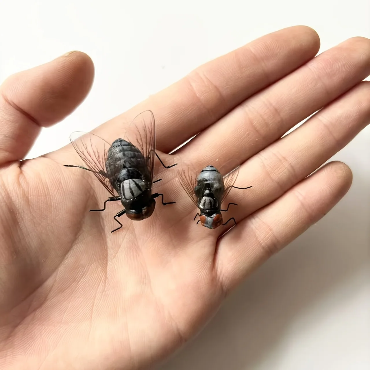 Simulated Fly Insect Series Magnetic Refrigerator Clings - Hilarious Magnet Gift for Everyone