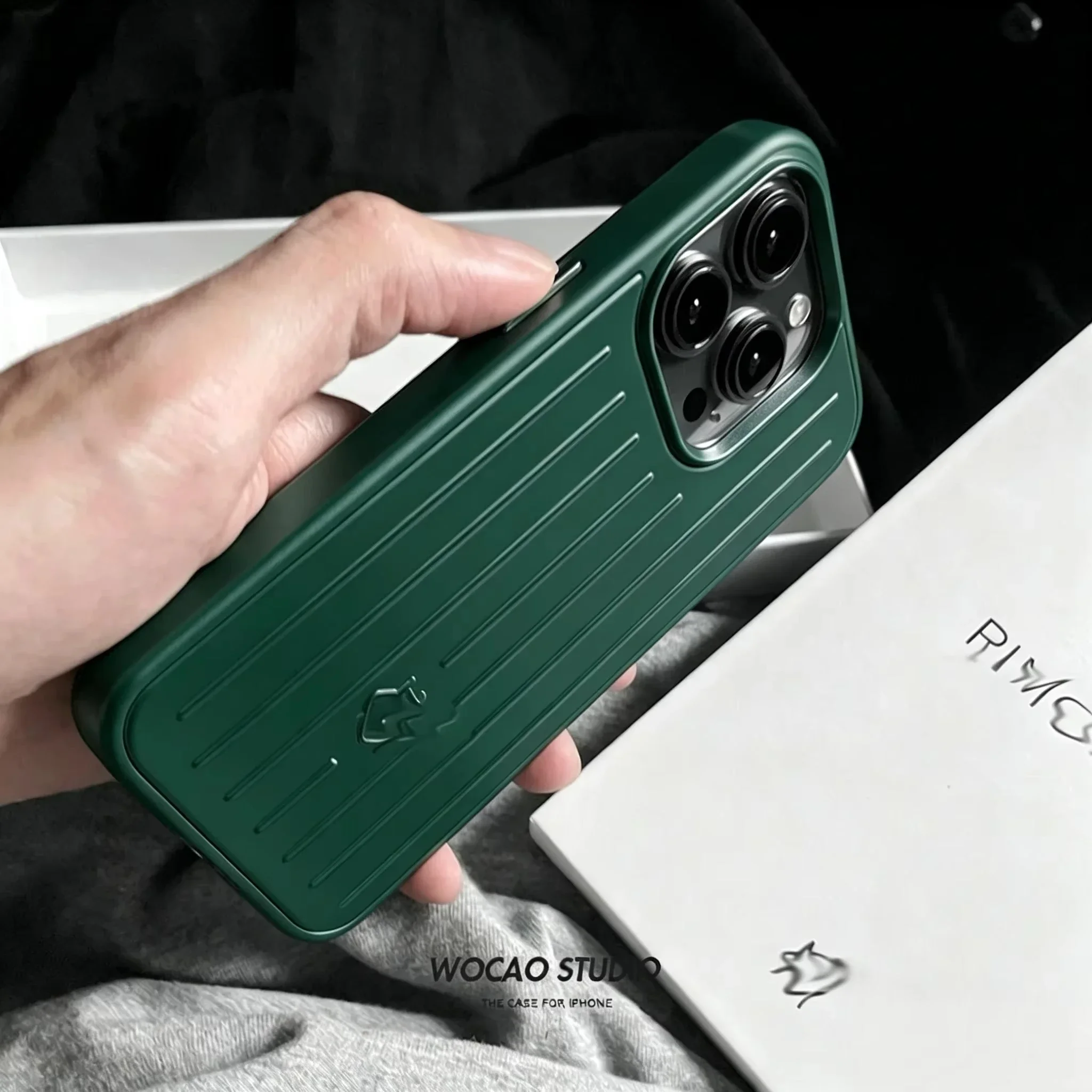 Telefoonhoesje voor iPhone 14 15 16 17 Pro Max Aluminiumlegering Beschermhoes Schokbestendig Luxe 3D Gegroefde Streep Zakelijke Coque