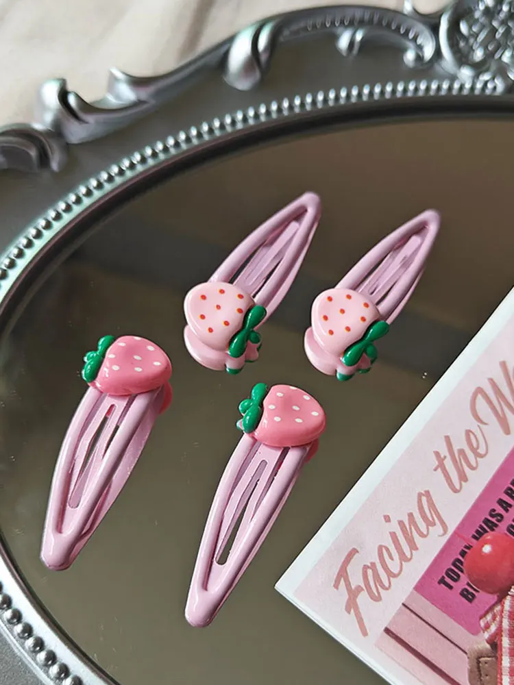Pince à cheveux fraise, cadeau de saint valentin, jolie pince BB, frange cassée, épingle à cheveux, accessoires pour cheveux de fille douce, couvre-chef coréen Y2k