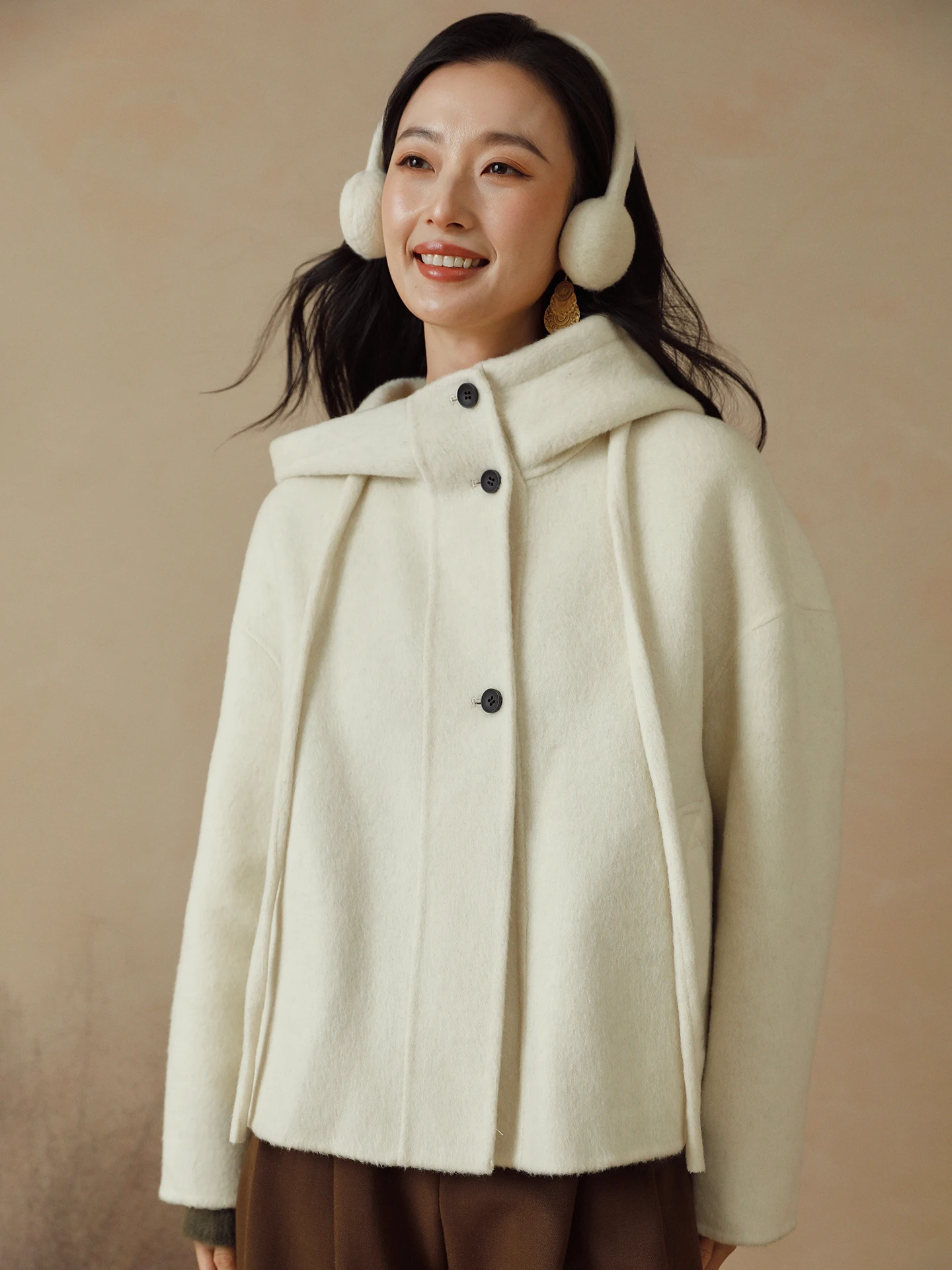 

Ladies' Faionable ort Woolen Coat 2025 Winter New Arrival Interface Camere Wool Loose Fit Hooded Women's Outerwear