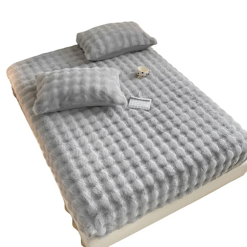 

Winter Luxury Flannel Fitted Sheet - Plush Rabbit Fur-style Mattress Encasement