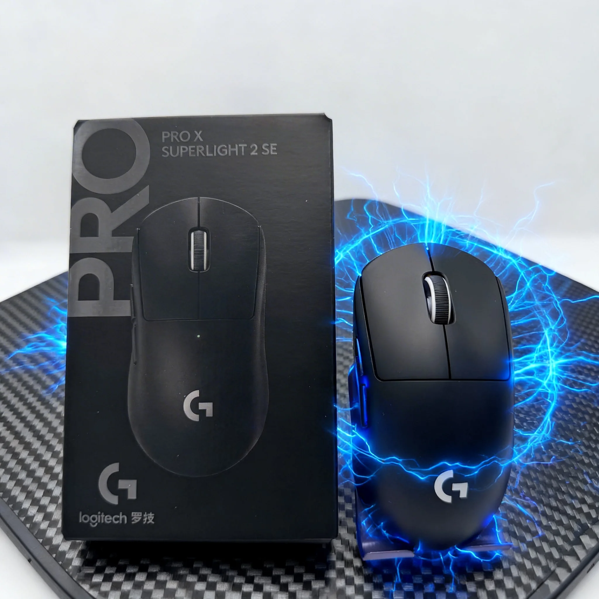 

Logitech G PRO X/G203 lightweight mouse, 60 grams, Hero2 sensor, 44k DPI, 8kHz, 5 programmable buttons.
