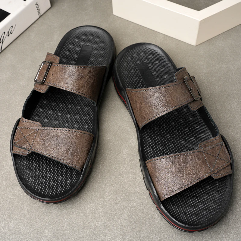 Zapatillas de hombre de cuero genuino de talla grande 38-49 sandalias de hombre calzado de verano ligero para hombres chanclas