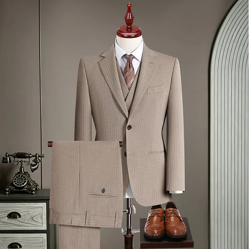 High-Quality Handmade Half-Linen Suiting Striped Wool Italian Style Wedding Ceremony Men's Three-Piece Suit for Special Occasion